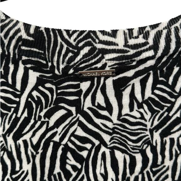 NWT! Michael Kors Zebra Animal Print V-Neck Pullover Sweater - Size Large - Picture 7 of 8